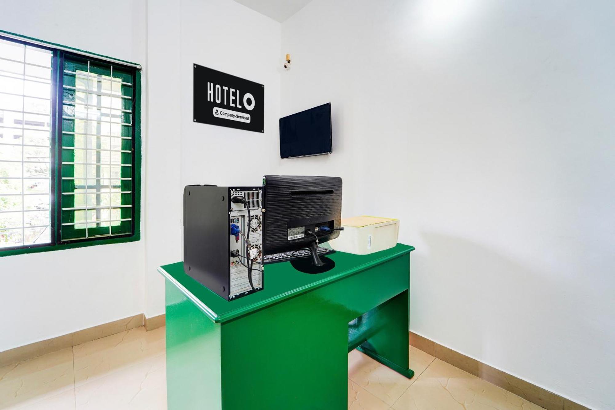 Super Hotel O Vennala Near Palarivattom Коччи Экстерьер фото