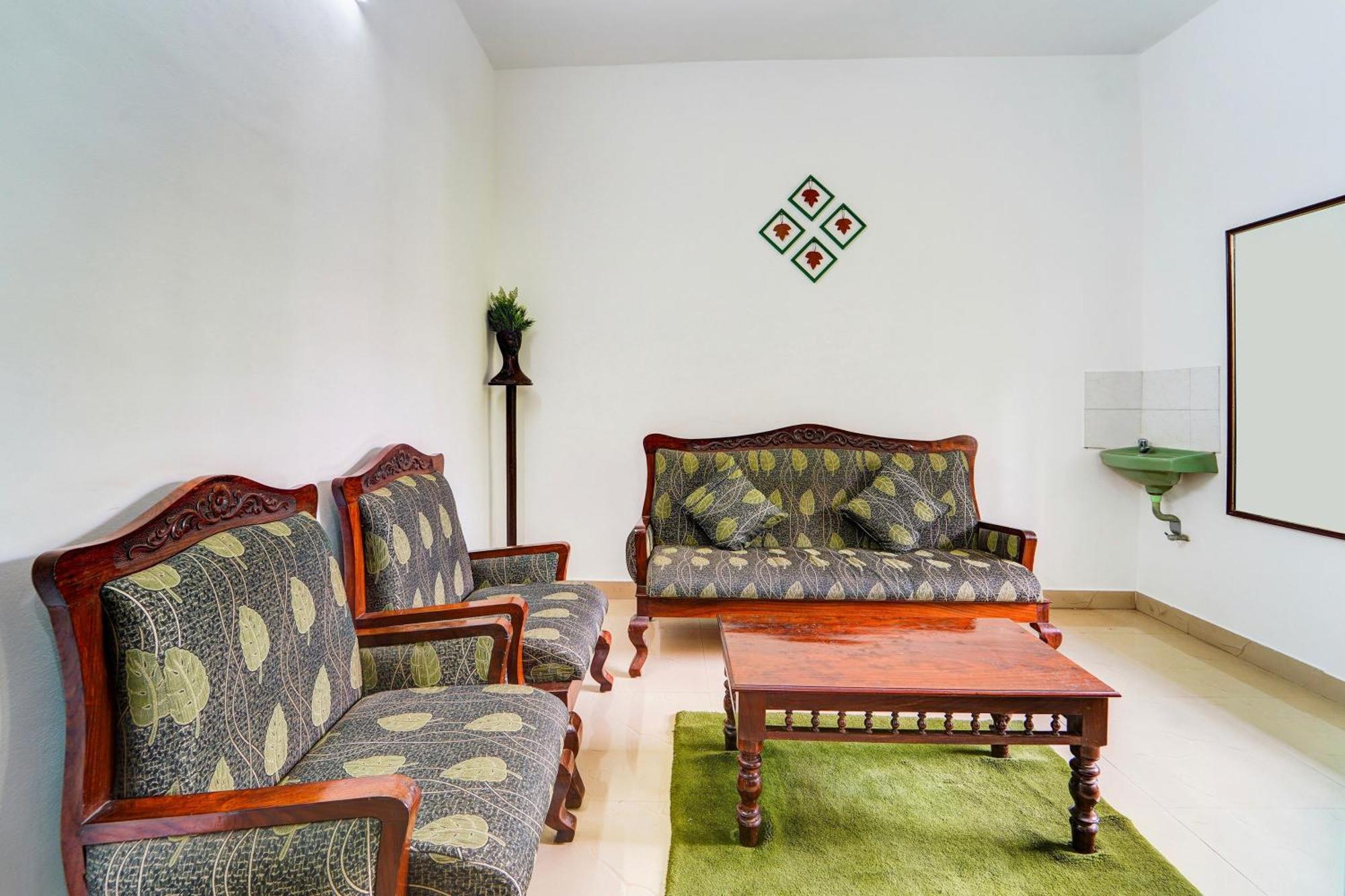 Super Hotel O Vennala Near Palarivattom Коччи Экстерьер фото