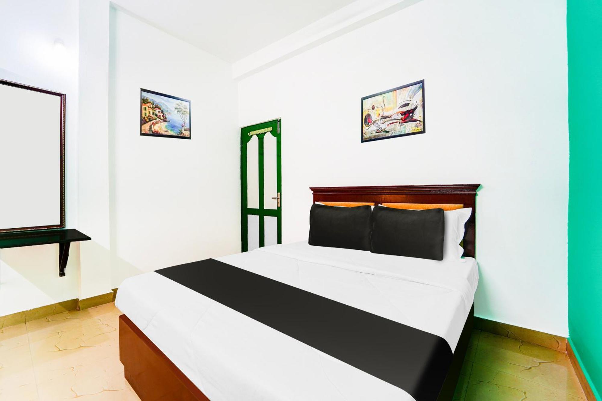 Super Hotel O Vennala Near Palarivattom Коччи Экстерьер фото